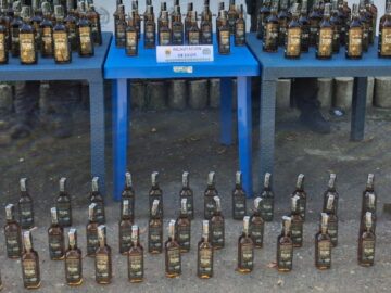 Incautan licor de contrabando destinado a la venta en Cartagena