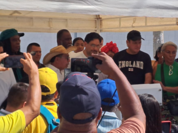 Ivan Cepeda candidato presidencial del Pacto Historico lanzo su primera