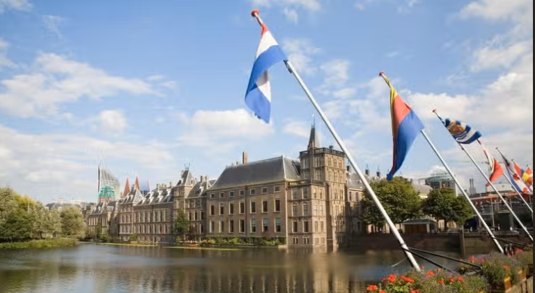 Por primera vez La Haya se desplaza de Amsterdam para