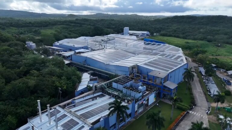 Promigas Surtigas y Lamitech lanzan proyecto de autogeneracion solar fotovoltaica