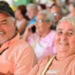 Tres millones de personas mayores comienzan a recibir el bono