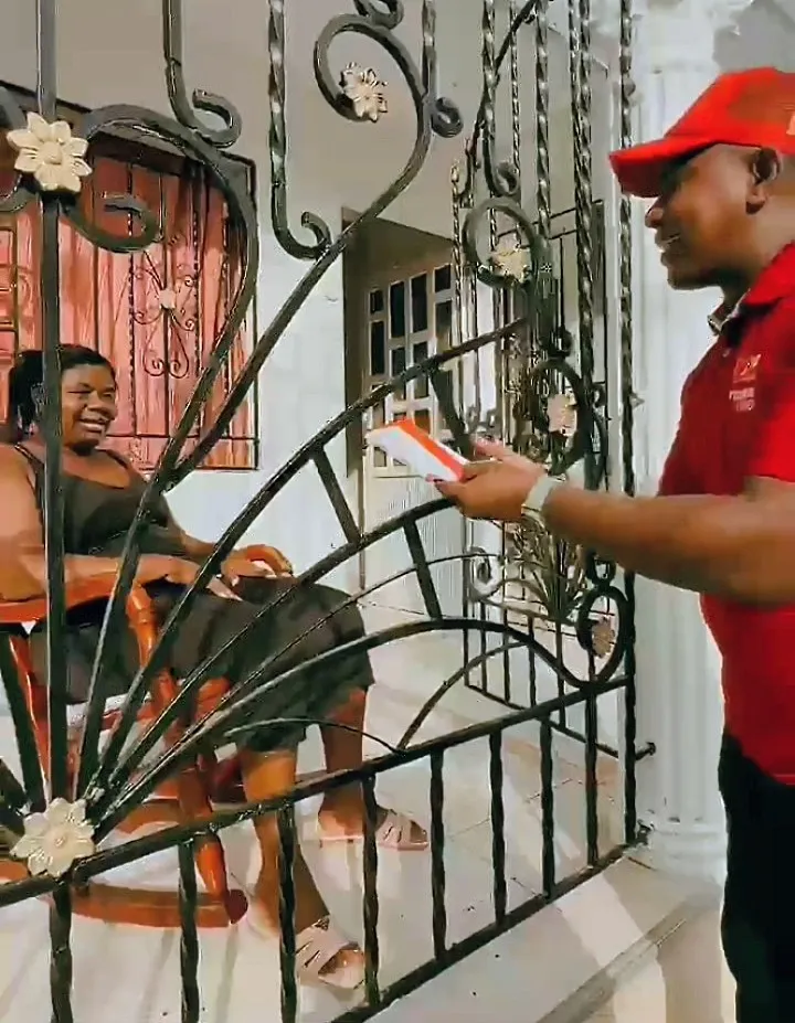 Casa por casa Yolanda Wong presenta su propuesta emblematica