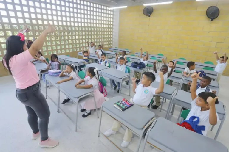 Comienza el calendario academico 2026 en las instituciones educativas publicas.webp