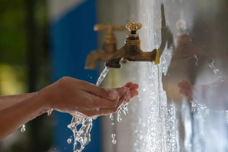 Comision de Regulacion de Agua Potable lleva a cabo en