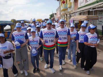 Con el apoyo de lideres y comerciantes Jocho Ardila afianza