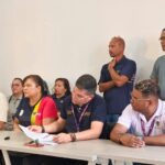 Romance entre estudiantes culmina en acoso y sancion economica para