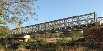 Se han instalado 24 puentes metalicos para conectar veredas y