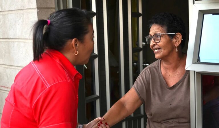 Yolanda Won presenta sus propuestas en Clemencia y Santa Catalina