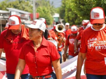 1769977832 Yolanda Wong recorrio las calles de Zambrano Cascajal Cordoba Teton