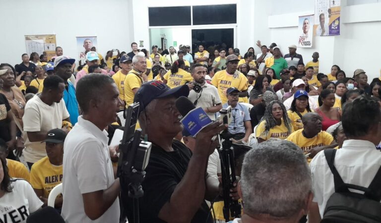 Alex Pichi, candidato a la Cámara por la comunidad afro, se reunió con Roy Barreras y organizaciones afro en Cartagena.