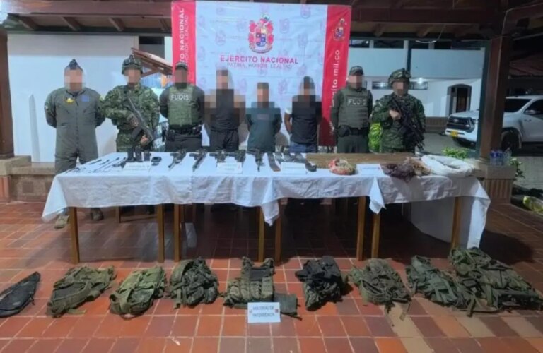 Capturan a miembros del Clan del Golfo en el sur