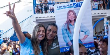 Completo exito de Juliana Aray en Bayunca