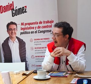 Daniel Gomez candidato al Senado arrives in Cartagena para captar