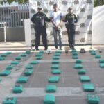 Desalojan al Chamo tras el hallazgo de 82 paquetes de