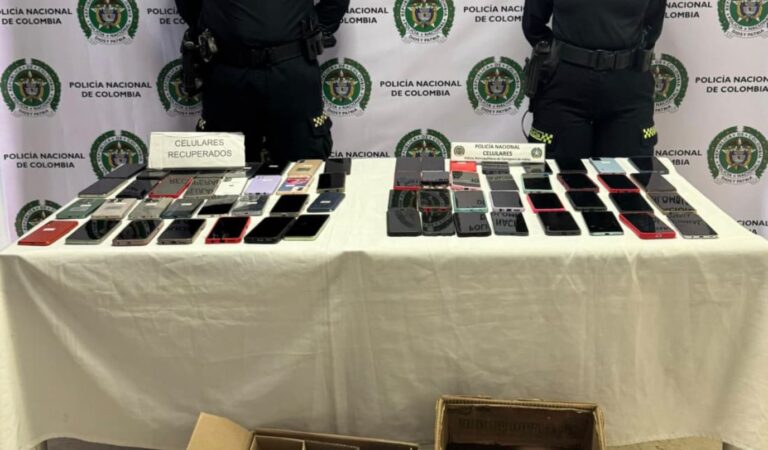 En la Boquilla, vivienda servía de refugio para almacenar teléfonos celulares robados.