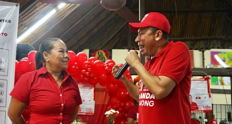 Exdiputado Sigilfredo Tapia se une a Yolanda Wong y refuerza