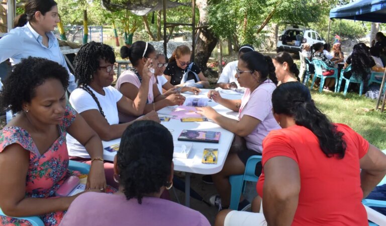 Más de 50 mujeres en Canapote se benefician del programa de emprendimiento