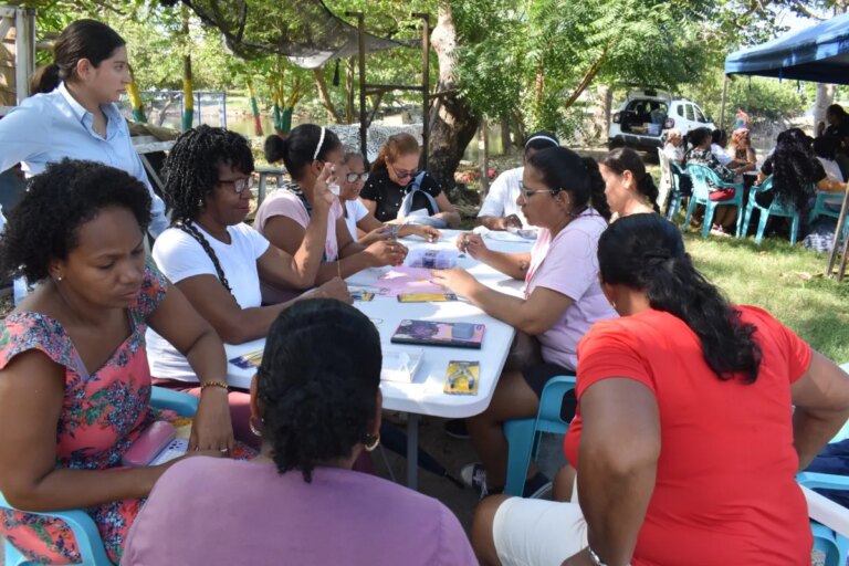 Mas de 50 mujeres en Canapote se benefician del programa