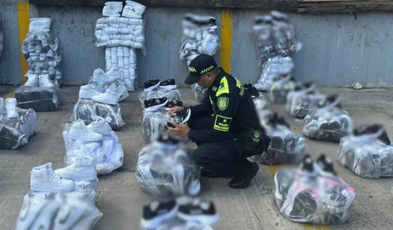 Policía Aduanera confisca mercancía ilegal valorada en $12 mil millones de pesos