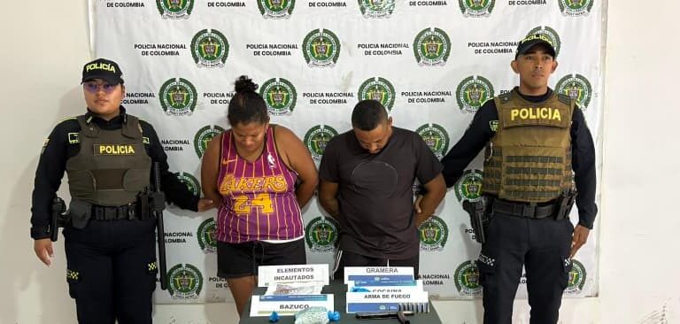 Desmantelan pareja en Magangué que utilizaba su hogar para el Clan del Golfo, con actividades de drogas, armas y alojamiento.