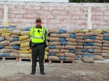 Dos detenidos por el robo de un camion con carga