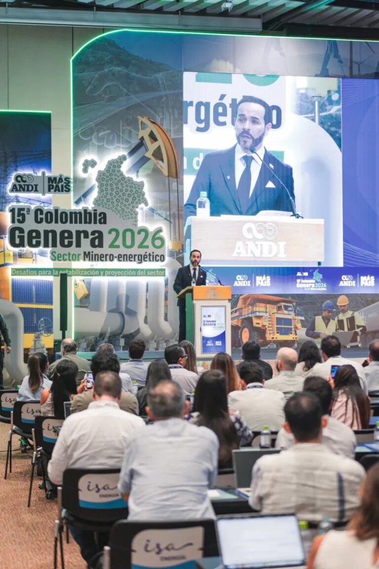 El candidato Abelardo De La Espriella presenta un plan para