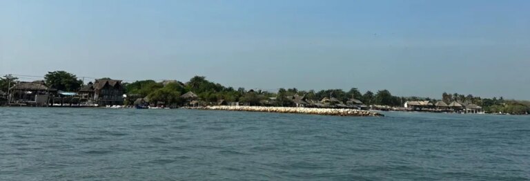 Inspeccion de la autoridad maritima a motos acuaticas en Punta