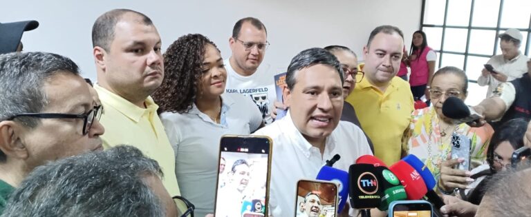 Mauricio Lizcano presento su iniciativa Cartagena Real