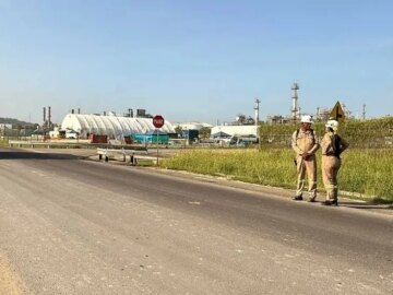 Refineria de Cartagena elabora asfalto a partir de plastico reciclado