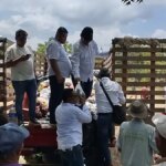 Taxistas del Aeropuerto de Cartagena brindan apoyo a afectados por