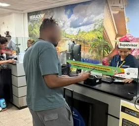 En Cartagena Migracion Colombia rechaza la entrada de un norteamericano