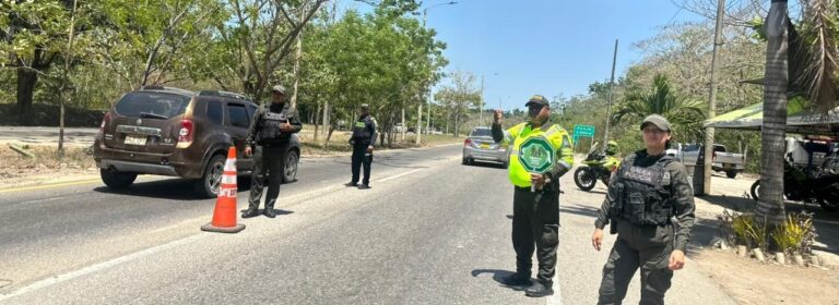 En el Plan Retorno por las carreteras de Bolivar se