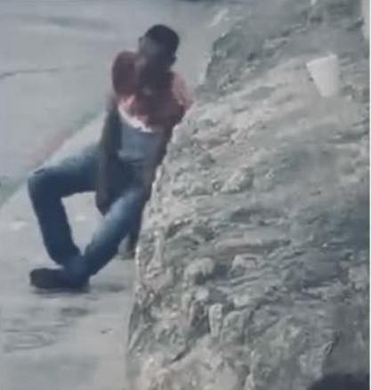 Entre la vida y la muerte se encuentra alias El