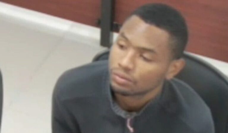 Llevan a juicio a un hombre acusado de atacar a un comerciante en Cartagena.