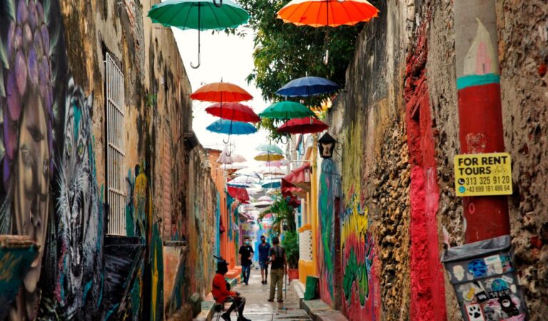 Red de Turismo Cultural, Comunitario y Sostenible en Getsemaní para la Conservación de lo Autóctono.