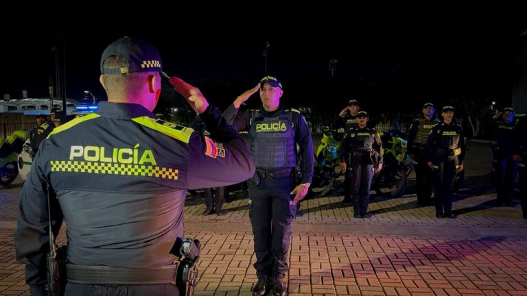 120000 policias movilizados en todo el pais para asegurar el