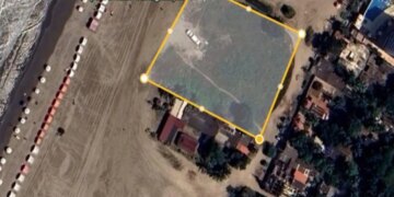 Alcaldia y comunidad determinan sitio para la edificacion del Megacolegio