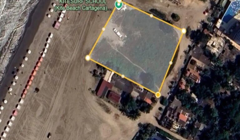 Alcaldía y comunidad determinan sitio para la edificación del Megacolegio en La Boquilla