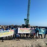Pescadores se manifiestan en contra de las obras del Malecon