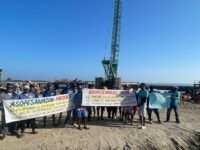 Pescadores se manifiestan en contra de las obras del Malecon