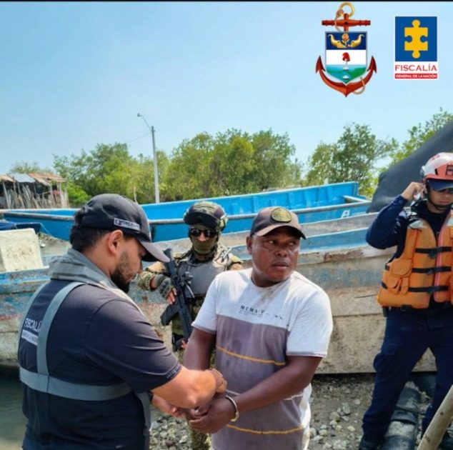 Seis miembros del Clan del Golfo detenidos para extradicion por