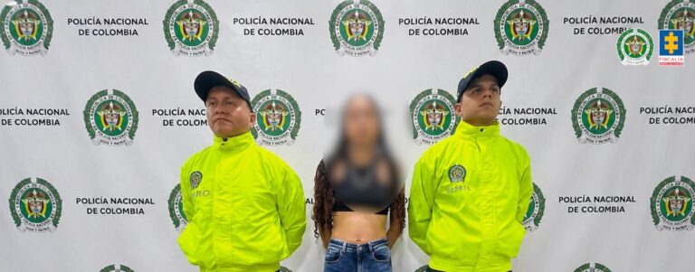 Vendia contenido sexual de su hija menor de edad a