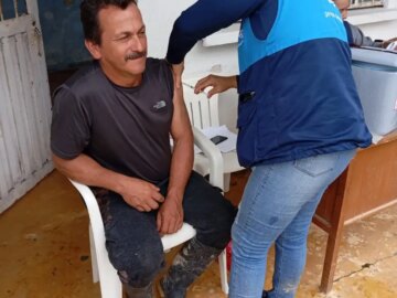1781611228 Invitacion de Nueva EPS a los usuarios para vacunarse contra