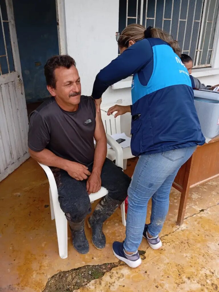 1781611228 Invitacion de Nueva EPS a los usuarios para vacunarse contra