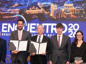 Acuerdo de colaboracion para potenciar la educacion universitaria en America