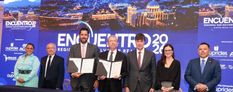 Acuerdo de colaboracion para potenciar la educacion universitaria en America