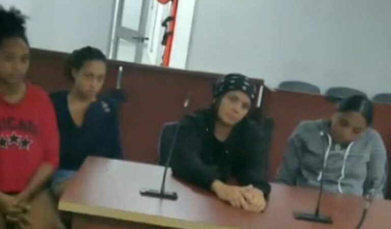 Cuatro mujeres encarceladas en La Boquilla por complicidad en un atraco