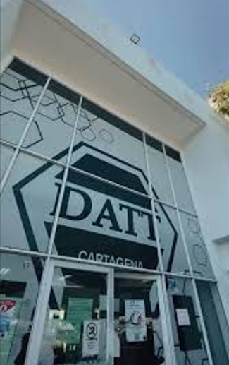 Denuncian a exfuncionaria del DATT por presunto delito de usurpacion