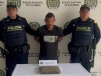 Detienen a Al Meke con una panela de marihuana en