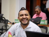 Javier Julio Bejarano renuncia al MAIS y a su curul